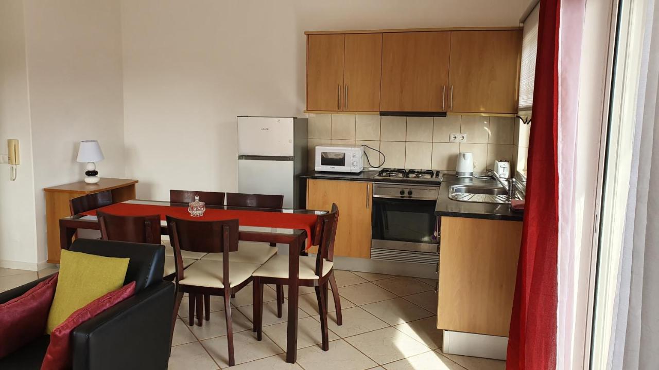 Santana Double Bedroom Serviced Apartment ซังตามาเรีย ภายนอก รูปภาพ